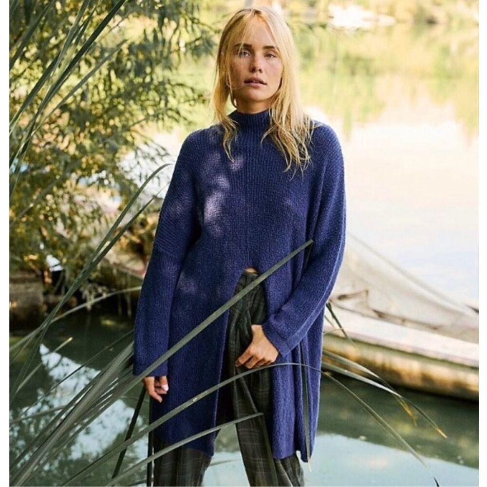 ✨Free People Coco Pullover Blue Sz Medium Sweater✨